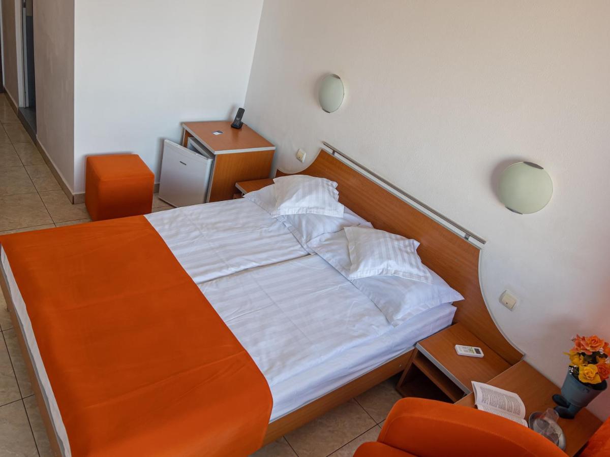 Hotel Dunarea Mamaia Buitenkant foto